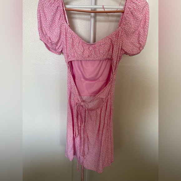 Urban Planet- Pink Floral Short Dress - Picture 2 of 3